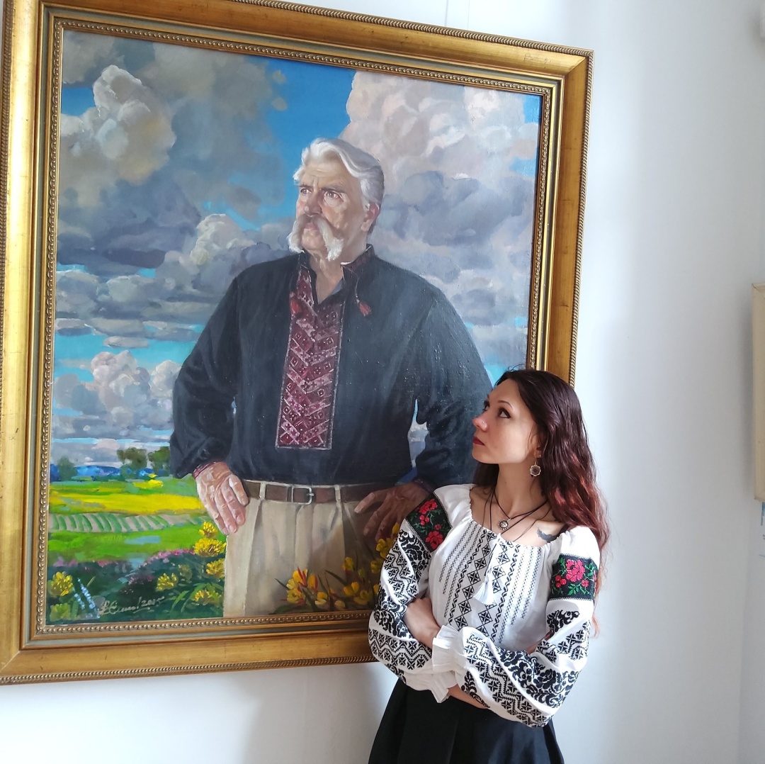 Марина Гриценко працювала в Чернігівському обласному художньому музеї імені Григорія Галагана