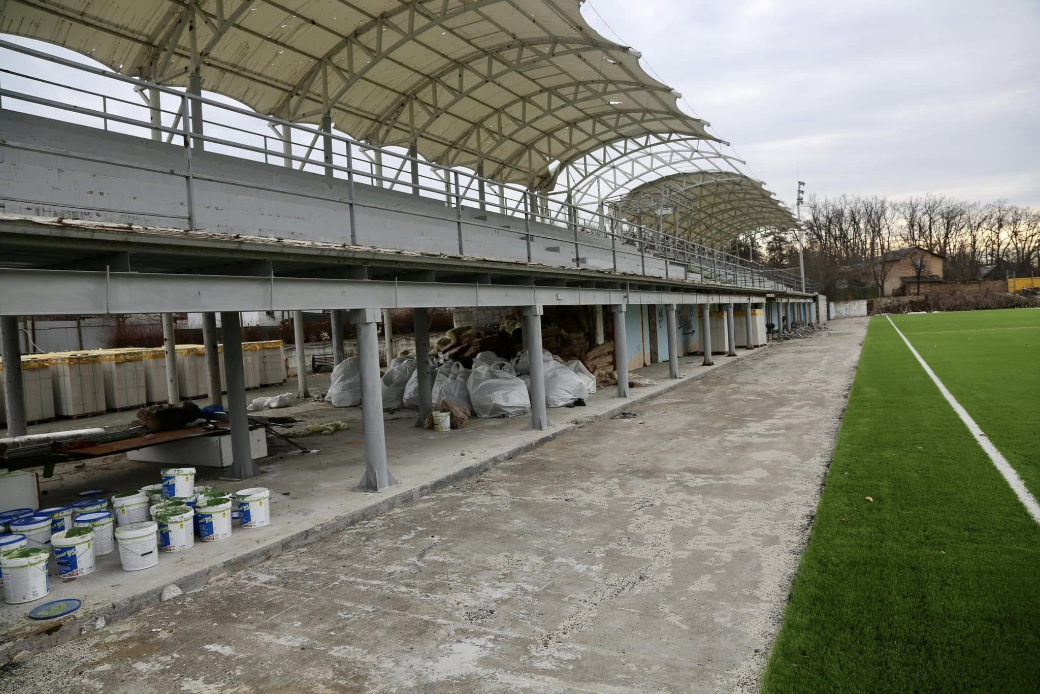 Міський стадіон «Чемпіон», який був пошкоджений через обстріли