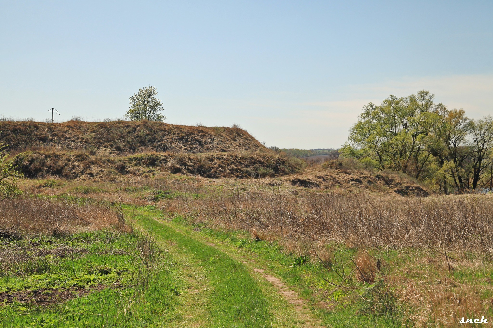 Половецьке городище. Вид з дороги