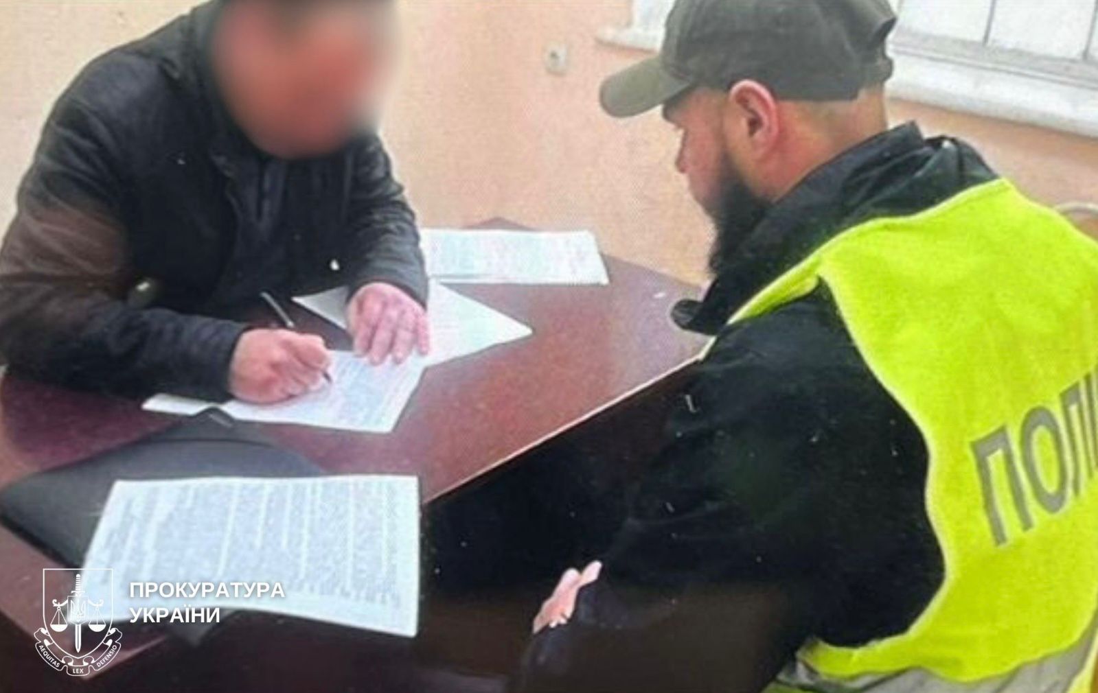 Правоохоронці викрили схему розкрадання бюджетних коштів під час капітального ремонту столичного парку «Гідропарк»