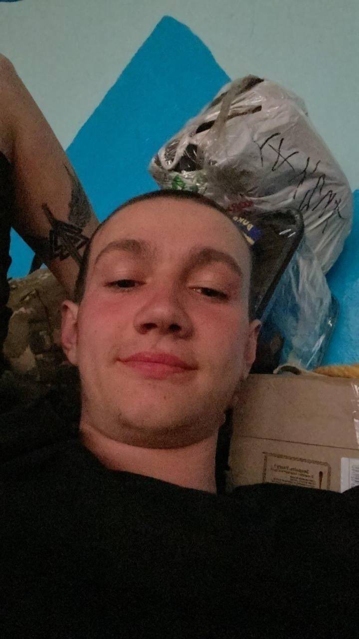 Максим Іленчук у короткі хвилини відпочинку