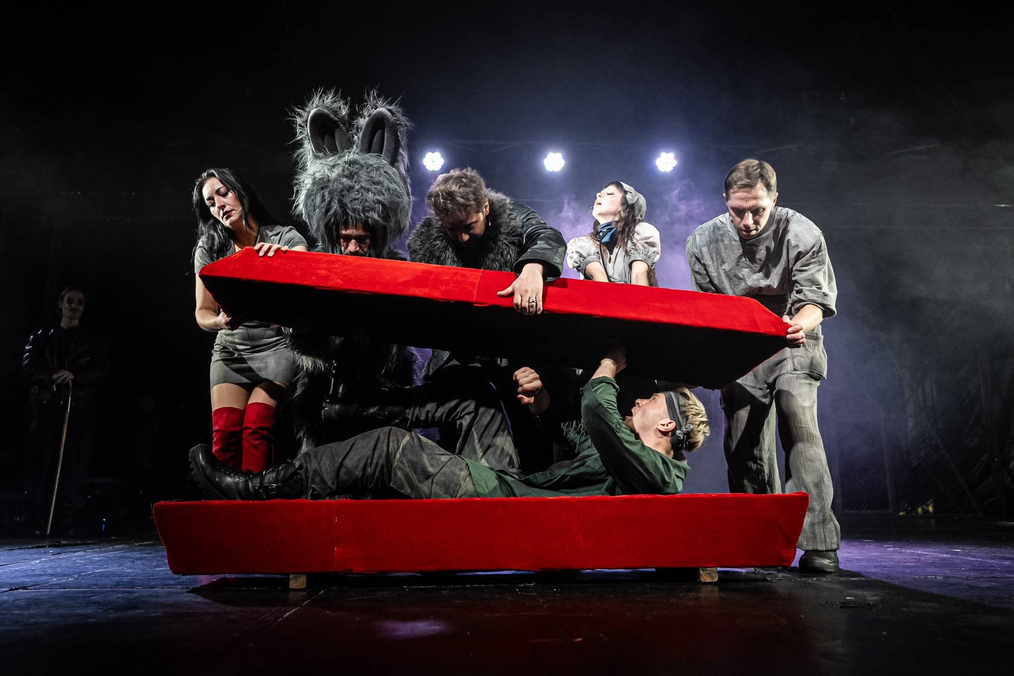 На початку лютого виставу можна буде побачити у Києві