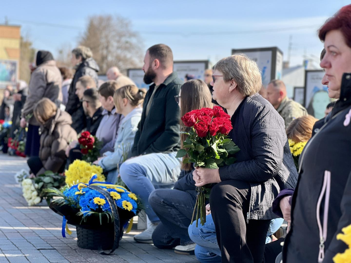 Прощання з захисником на майдані Незалежності в Рівному