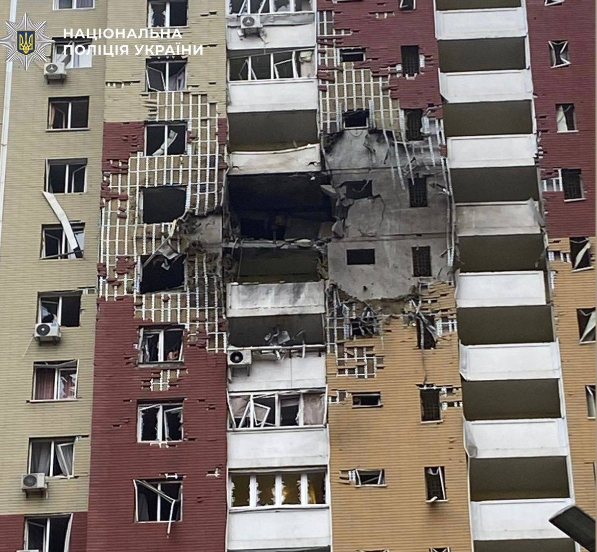 Пошкоджений будинок на вул. Сергія Данченка у Подільському районі