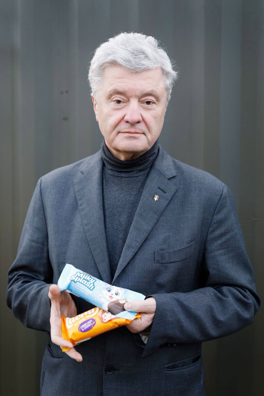 Петро Порошенко показав, як воно – «мати знайомих» у Roshen