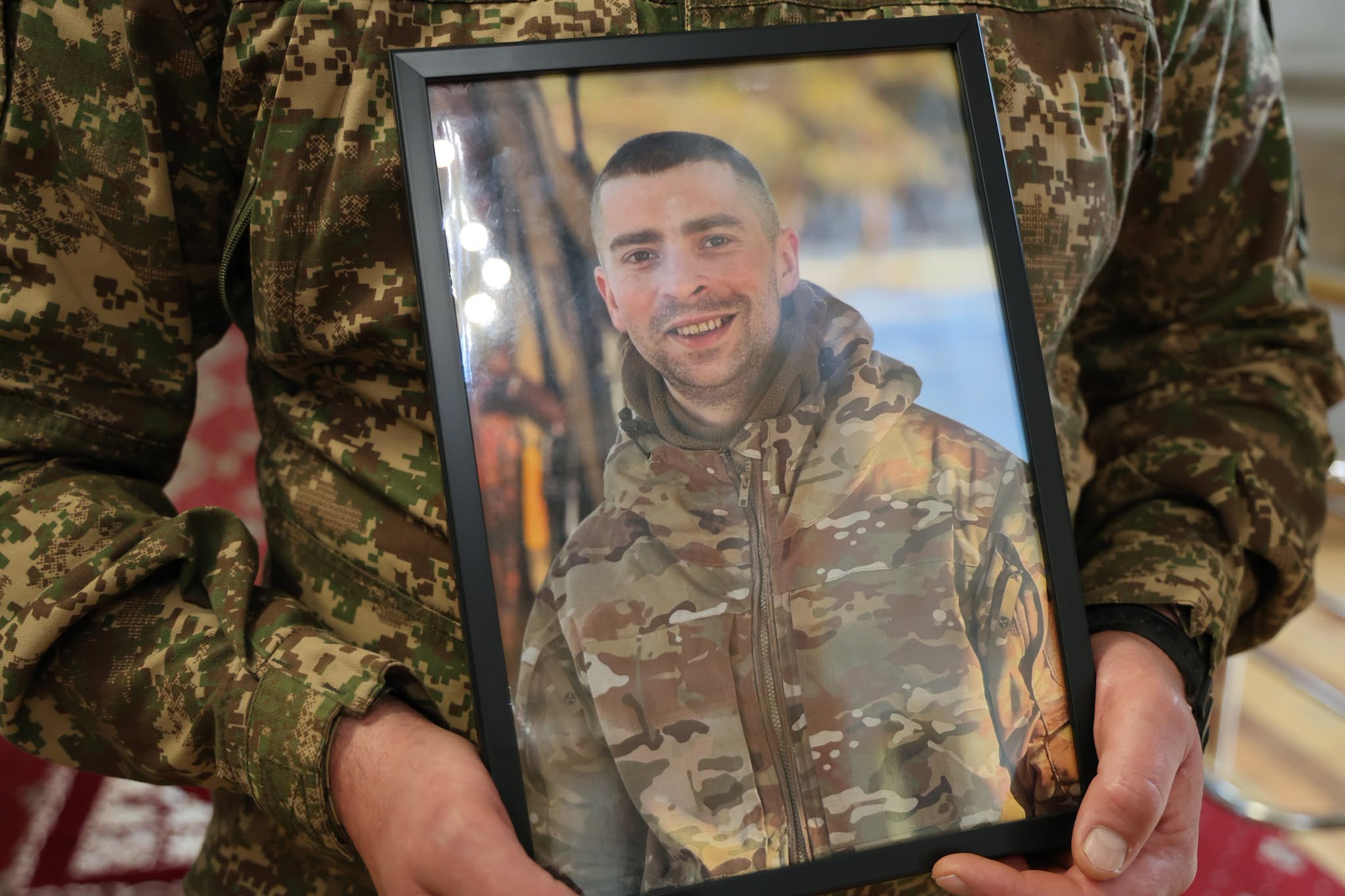 Траурний портрет захисника