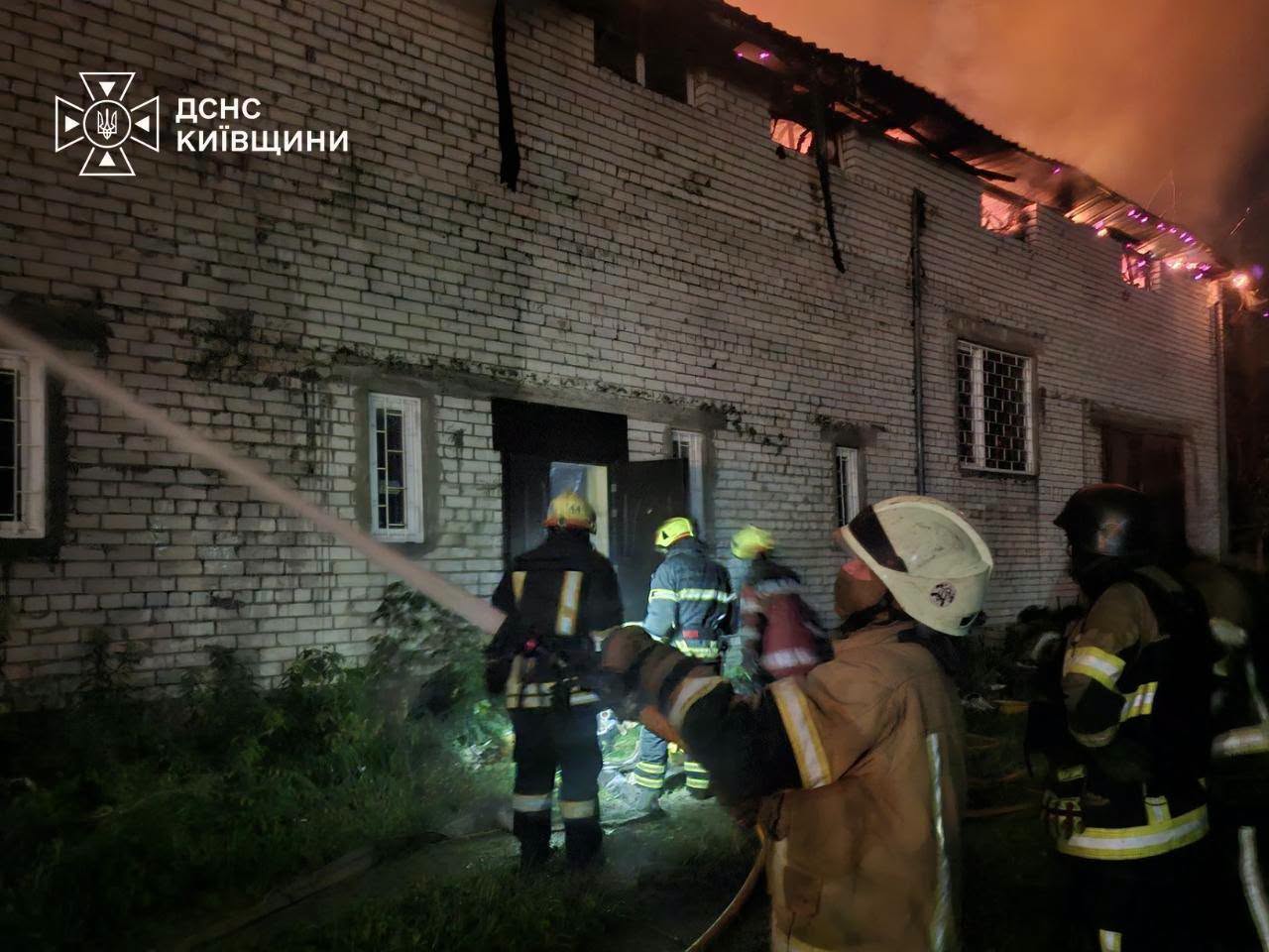 Ліквідація наслідків ворожого обстрілу на Київщині