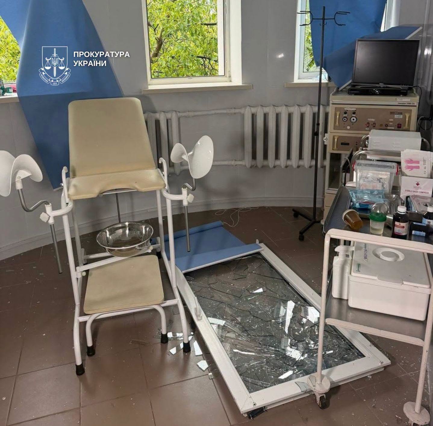 Засипаний склом кабінет у пологовому будинку
