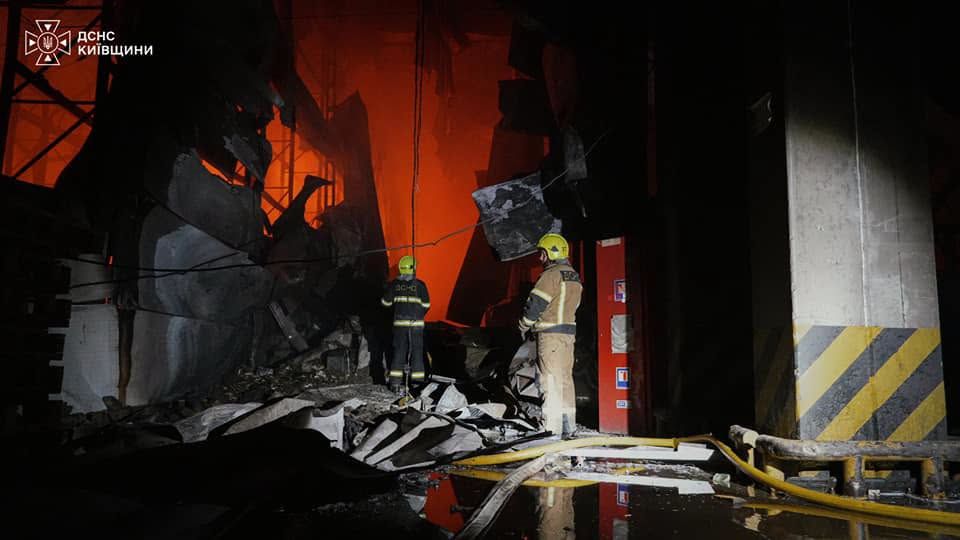 Пожежа у складському приміщенні