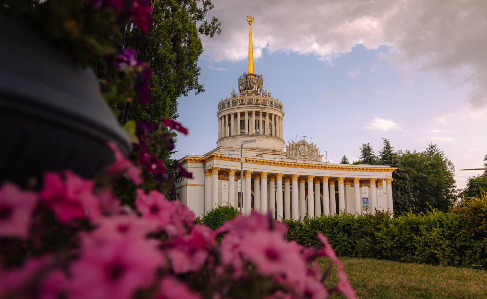 ВДНГ було відкрито 6 липня 1958 року