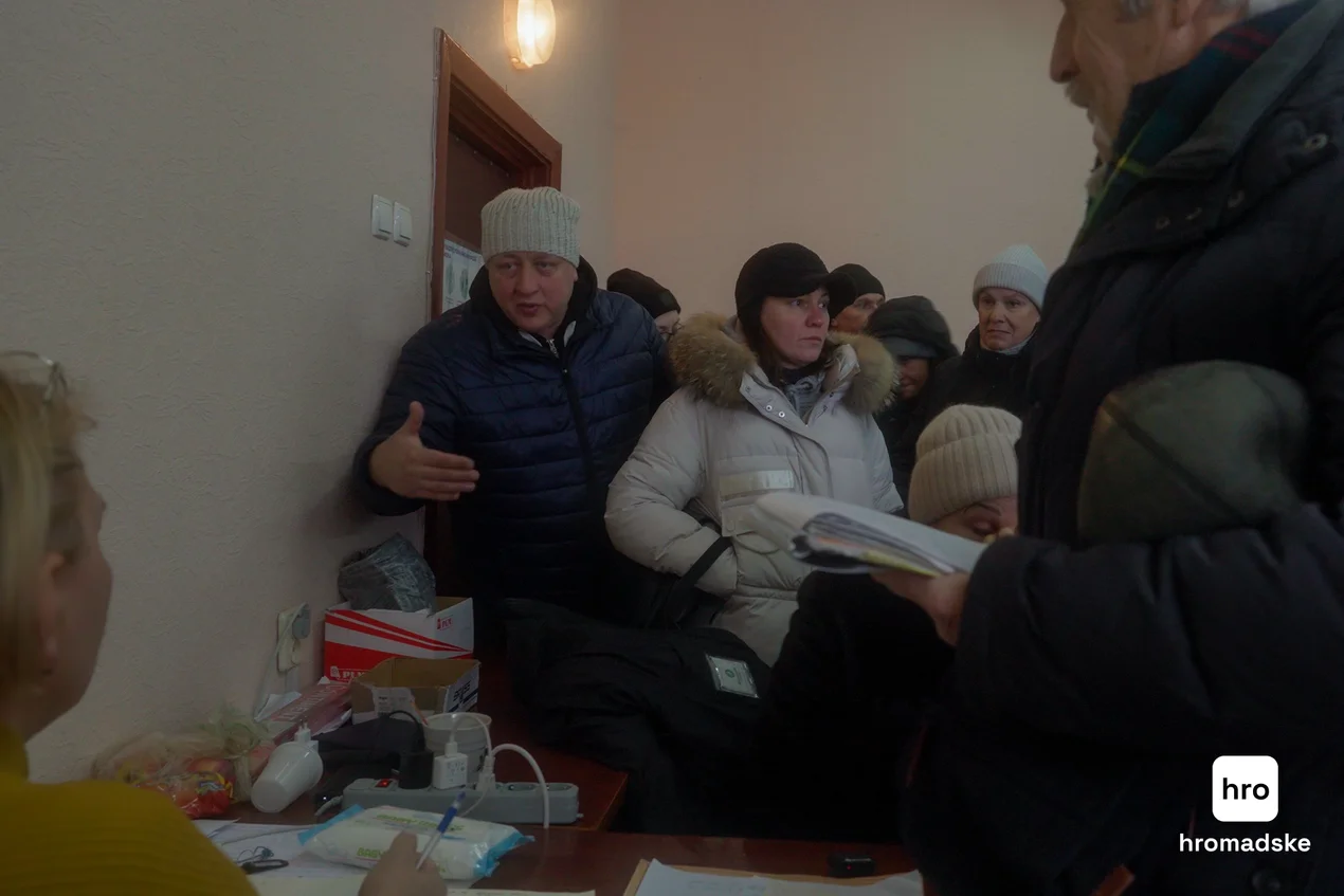 Комунальна катастрофа у Голосієві: каналізація замерзла, у ваннах плавають фекалії