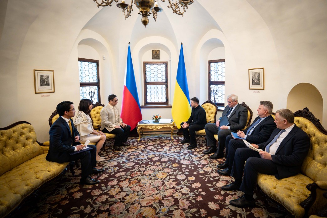 Зеленський прийняв вірчі грамоти від нових послів чотирьох країн фото 1