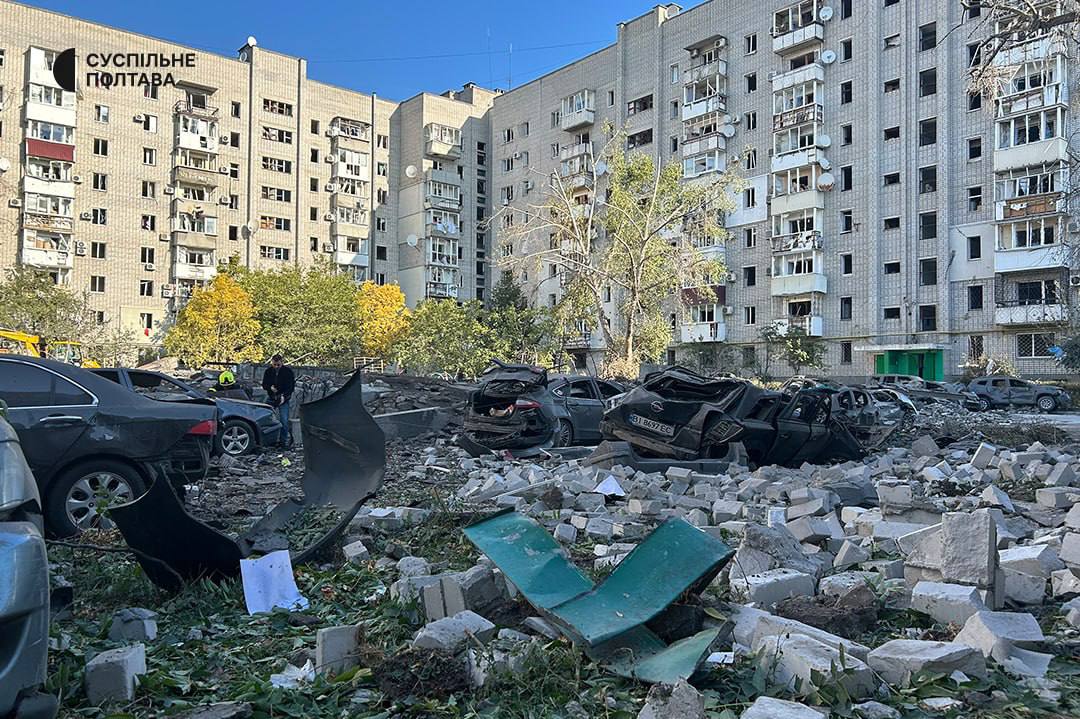 Російський удар по Кременчуку: двоє загиблих та понад 30 поранених (оновлено) фото 1