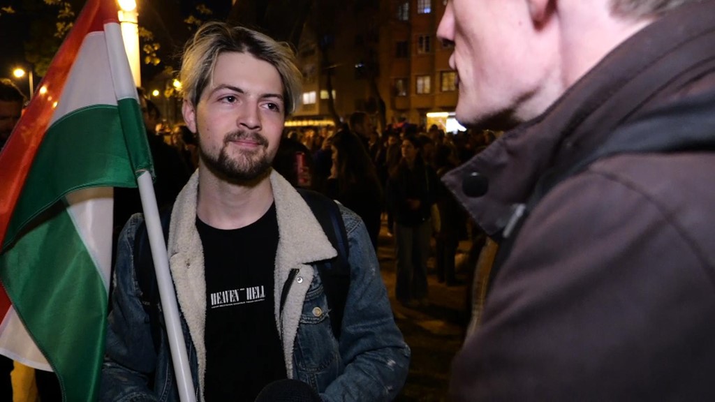 «Це перемога свободи». Що кажуть угорці після поразки Орбана фото 1