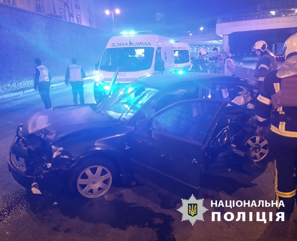 У Подільському районі столиці сталась аварія