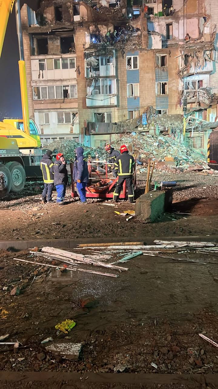 Тернопіль: кількість жертв після ракетного удару зросла до 32 фото 1