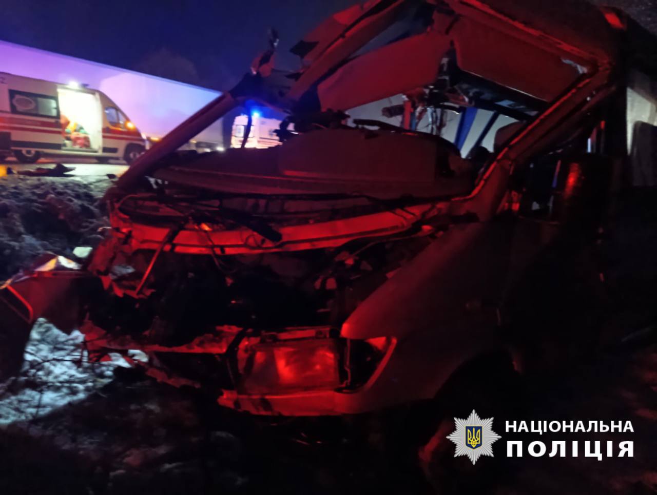 Моторошна аварія на Вінниччині забрала життя однієї людини (фото) фото 1