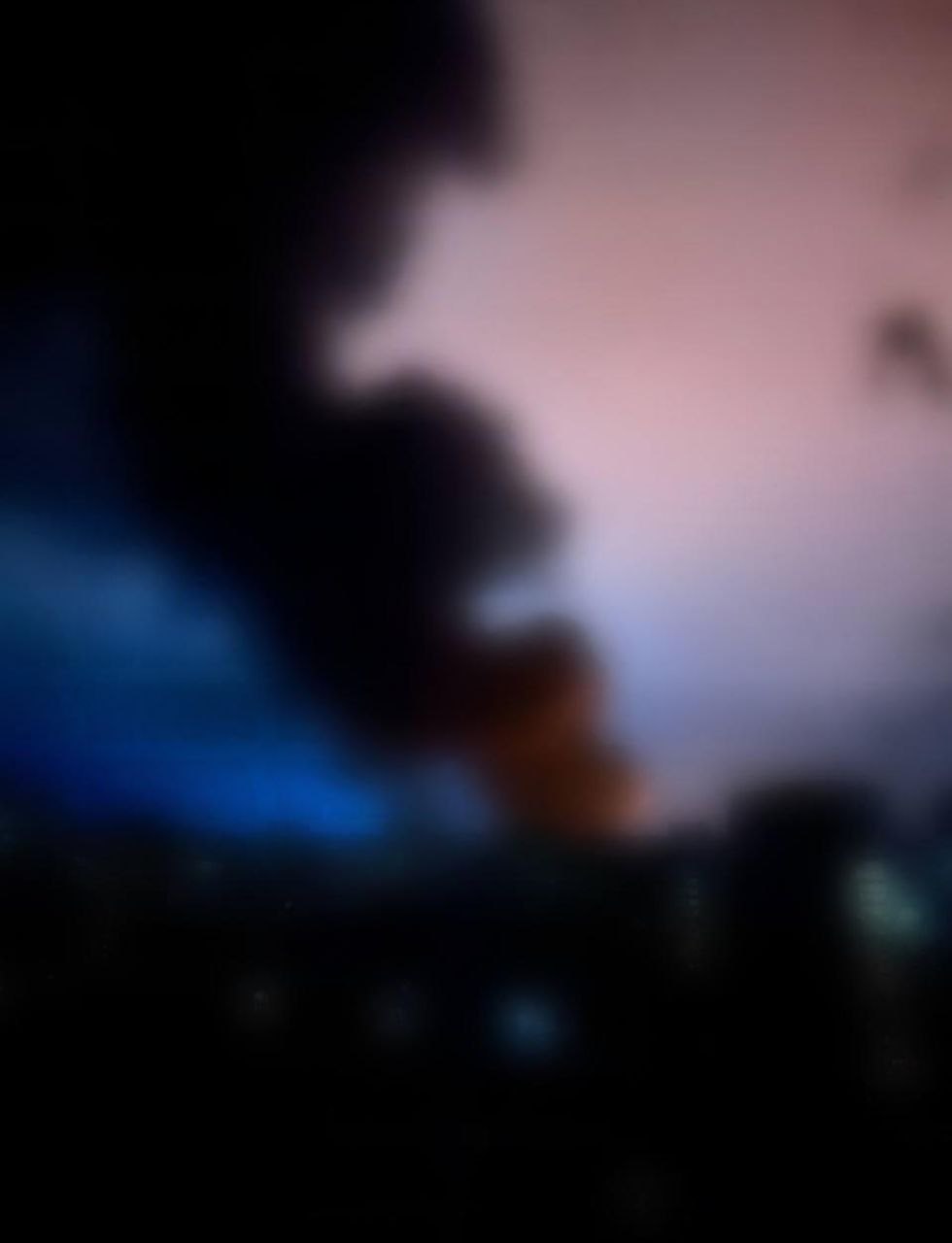 У Дніпрі виникла масштабна пожежа після обстрілу РФ (фото) фото 1