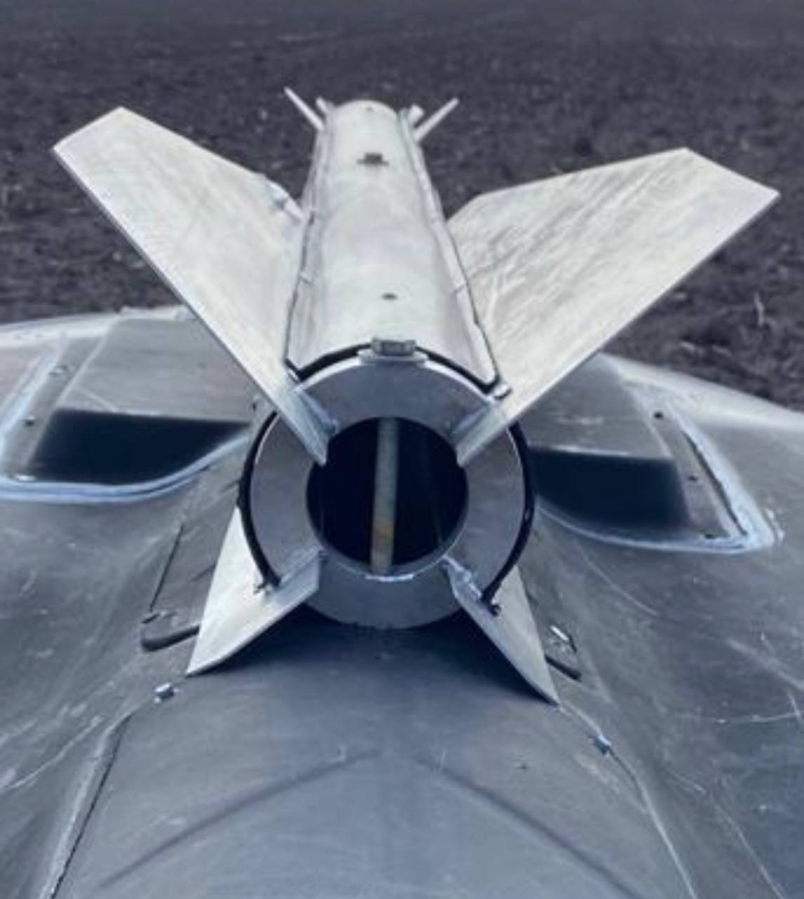 Росіяни почали встановлювати на дрони «обманки»: який вигляд це має (фото) фото 2