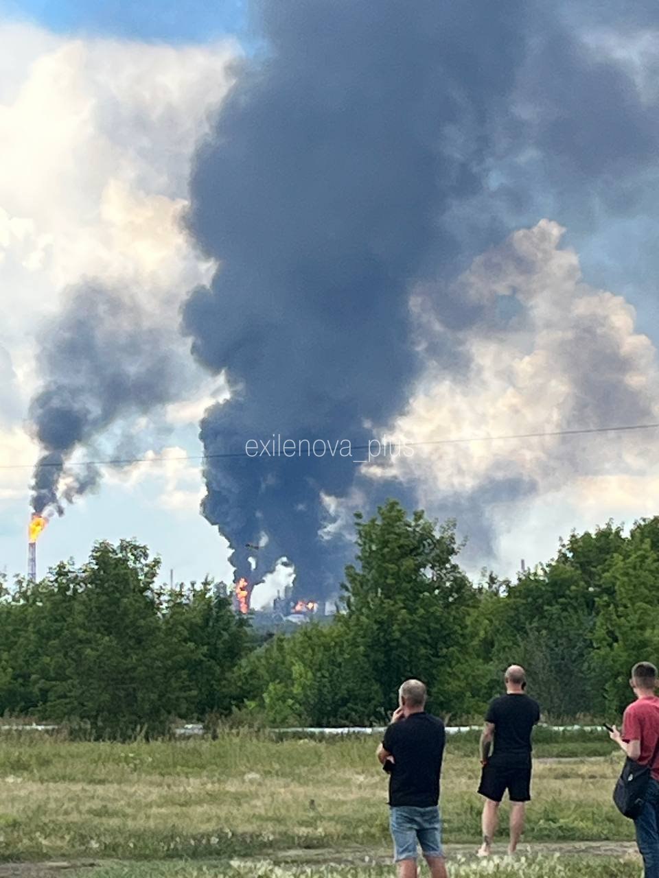 Уперше дрони атакували найбільший НПЗ Росії: чим важливий Омський завод фото 1