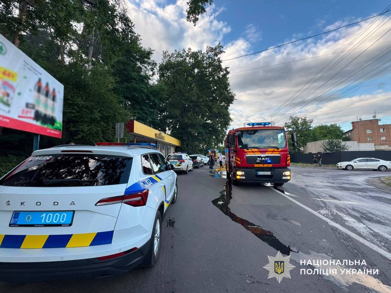 Чоловік відкрив стрілянину в Ужгороді: поліція провела спецоперацію (фото) фото 1