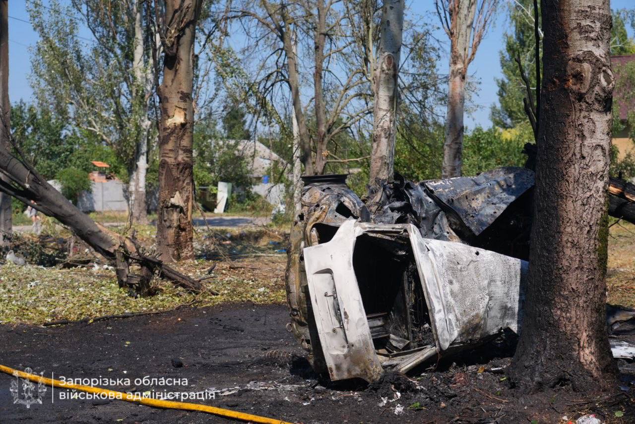 Окупанти скинули авіабомби на Запоріжжя: є поранені (фото) фото 2