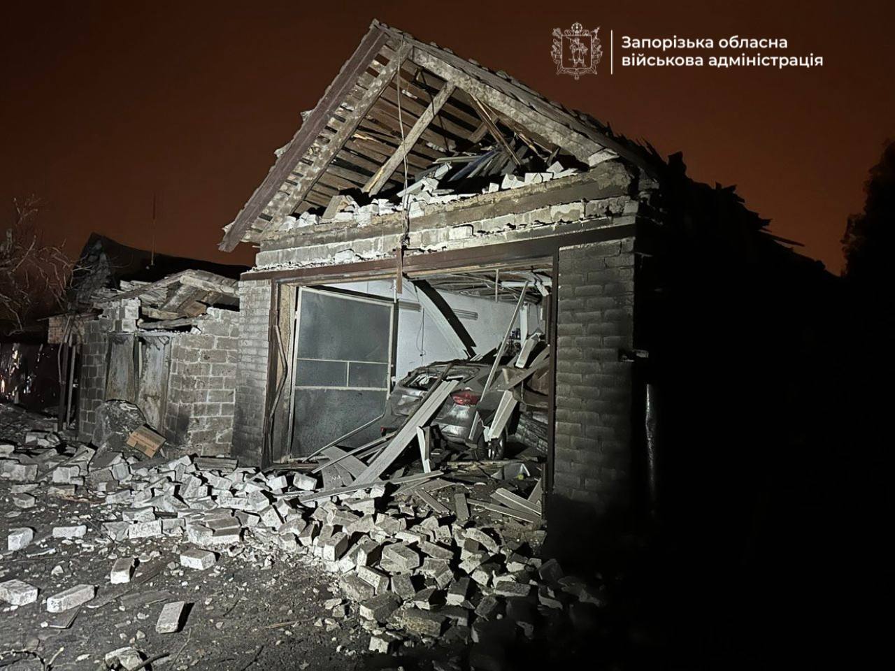 Росія атакувала безпілотниками Запоріжжя: постраждала людина, є руйнування  фото 1