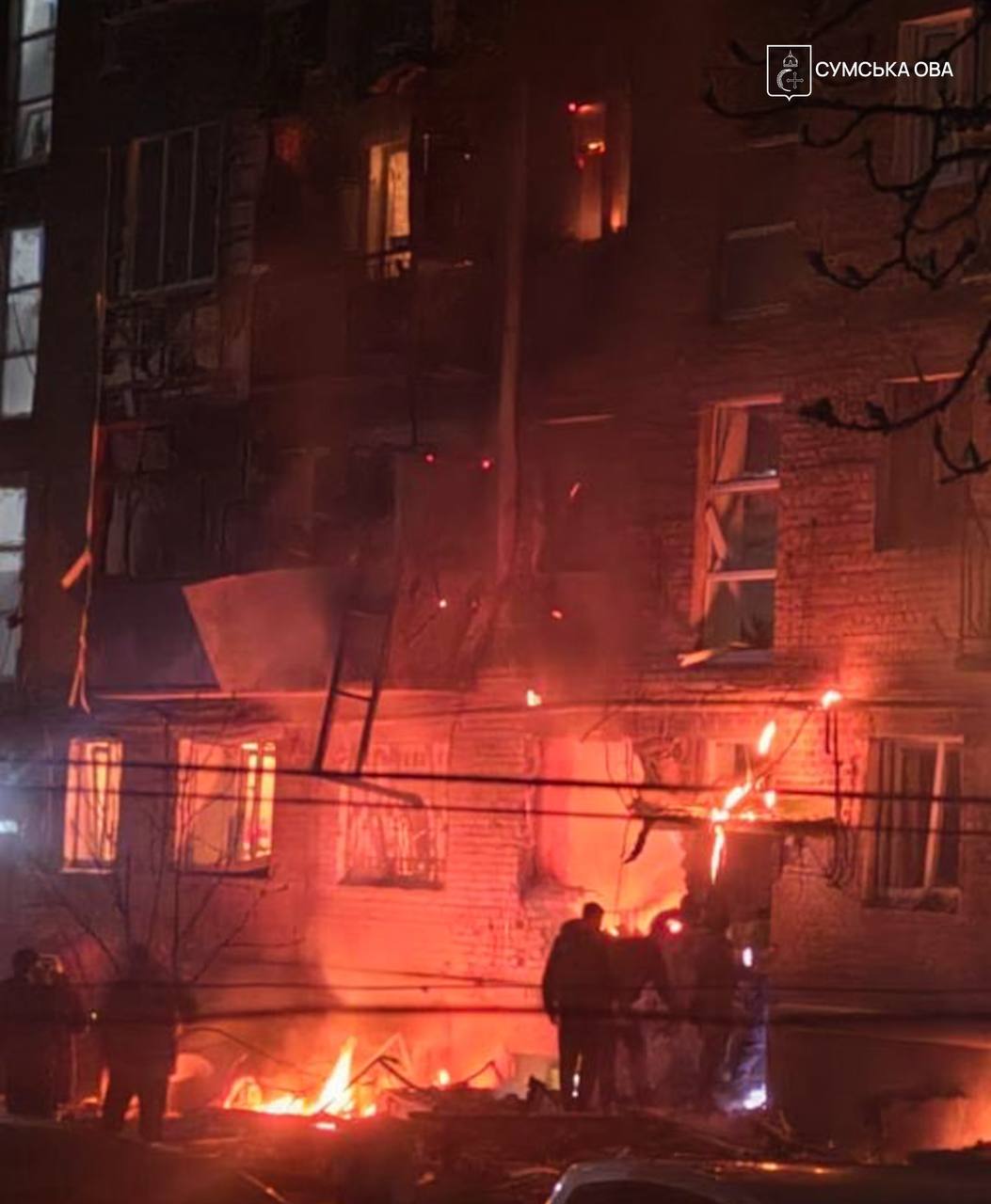 Росія атакувала Суми безпілотниками: є влучання у багатоповерхівку фото 1