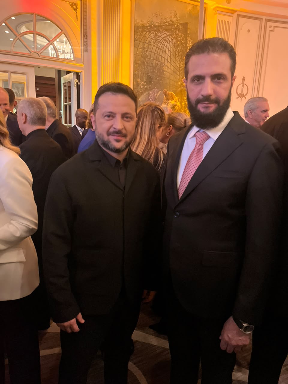 Зеленський з президентом Сирії Ахмедом аш-Шараа в Нью-Йорку. 
