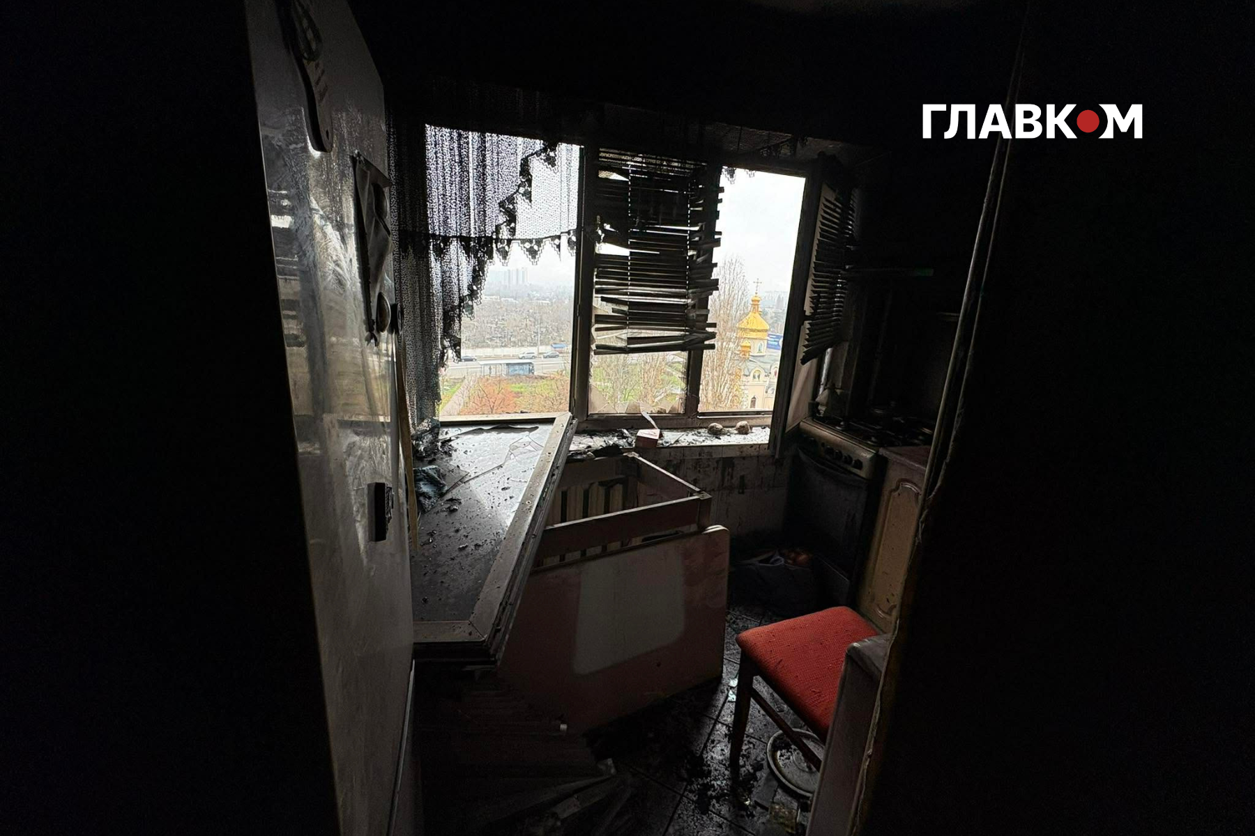 Удар по Києву: постраждало 16 людей, є загиблі (фоторепортаж) фото 10