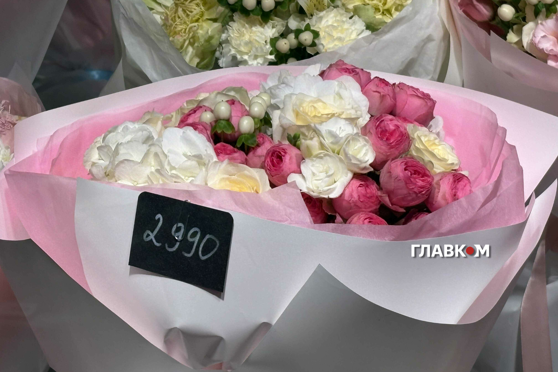 Квітковий ажіотаж у Києві: скільки коштує символ кохання у 2026 році фото 10