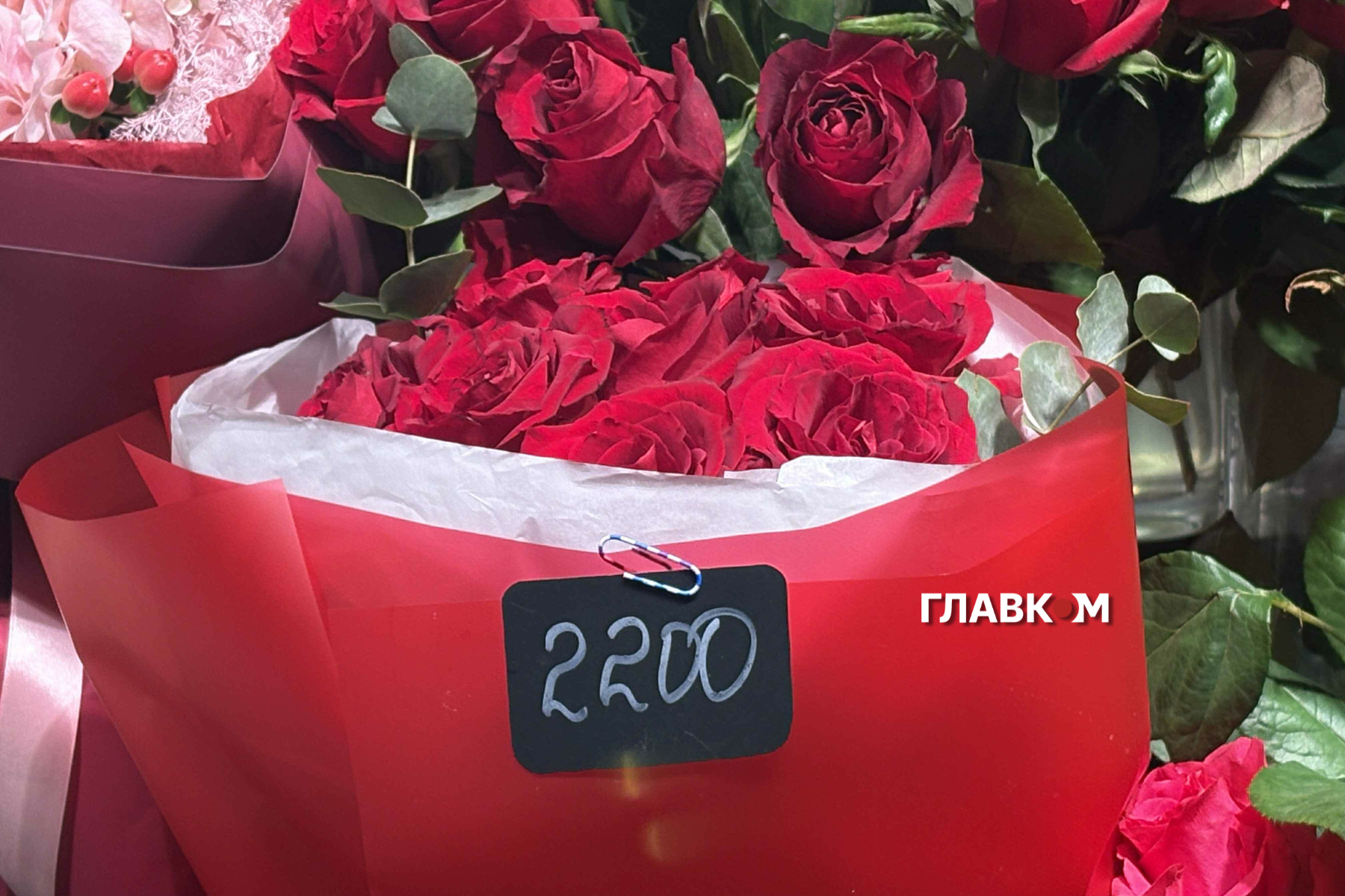Квітковий ажіотаж у Києві: скільки коштує символ кохання у 2026 році фото 6