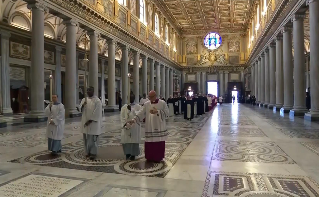 Папа Франциск: останні фото перед похованням у базиліці Санта-Марія-Маджоре фото 2