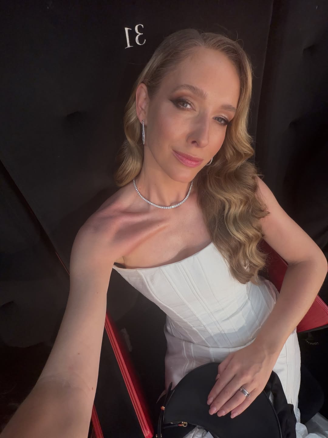 Катерина Осадча показалася на червоній доріжці Каннського кінофестивалю (фото, відео) фото 1