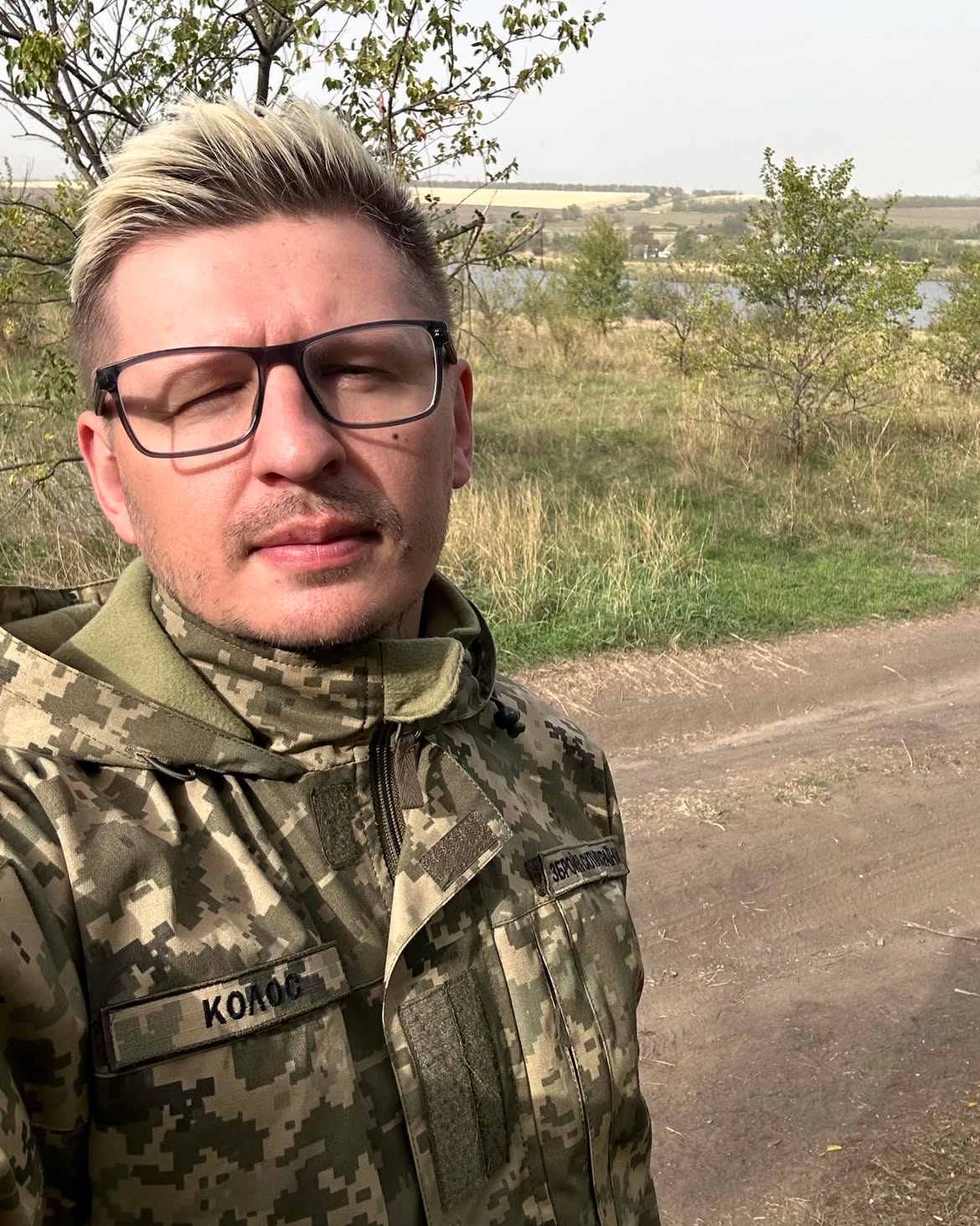 Дікусар, Агапітова, Хливнюк. Хто з українських зірок долучився до ЗСУ фото 17