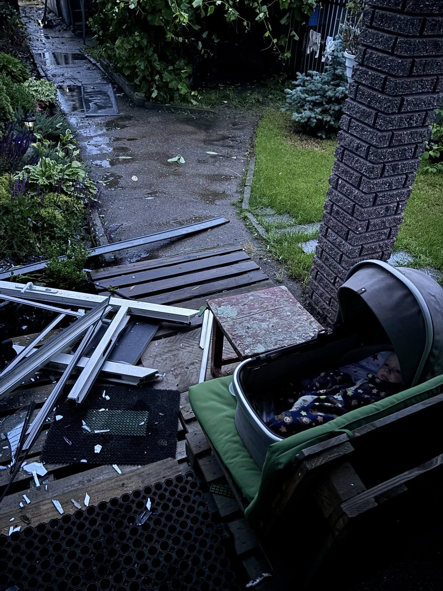 «Страшна ніч». Росіяни зруйнували будинок української співачки (фото) фото 1