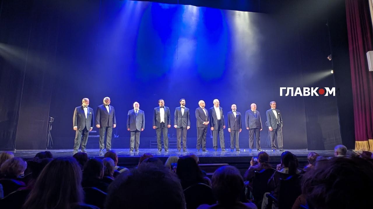 Чоловічий склад трупи театру Лесі Українки