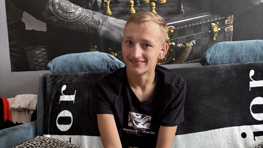 Грає пальцями ніг: харківʼянин переміг на чемпіонаті зі швидких шахів для людей на кріслах колісних фото 1