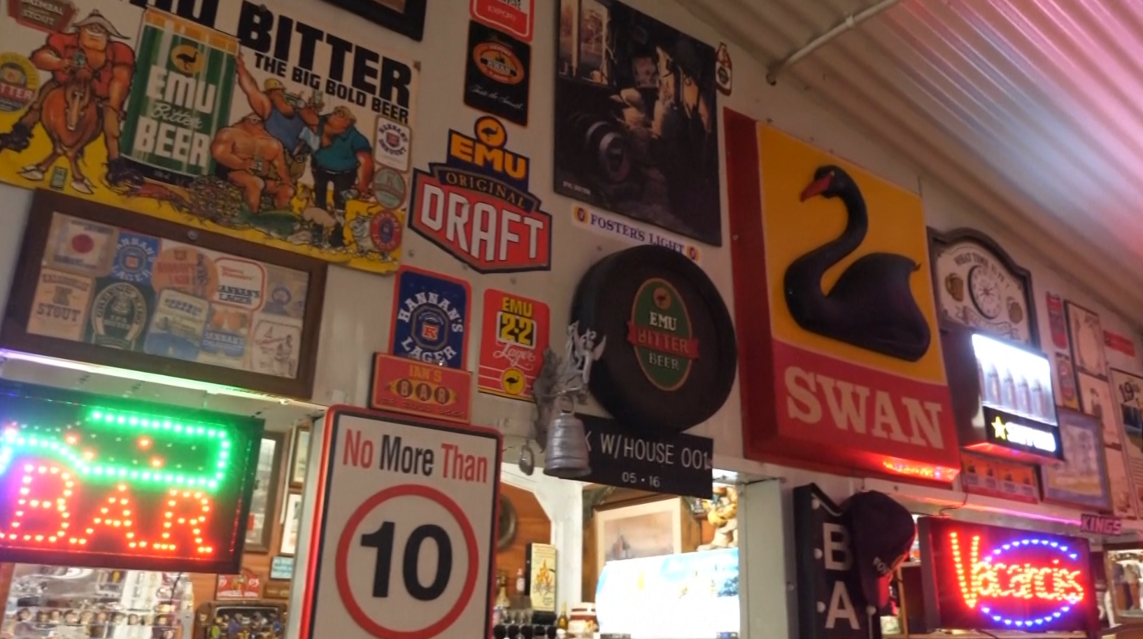 Колекціонер із Австралії відкрив приватний музей із тисячами ретроекспонатів фото 5