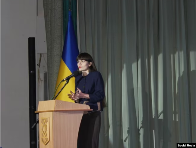 Консультантка Ради отримувала гроші з Кремля та має батька в Міноборони РФ: розслідування фото 2