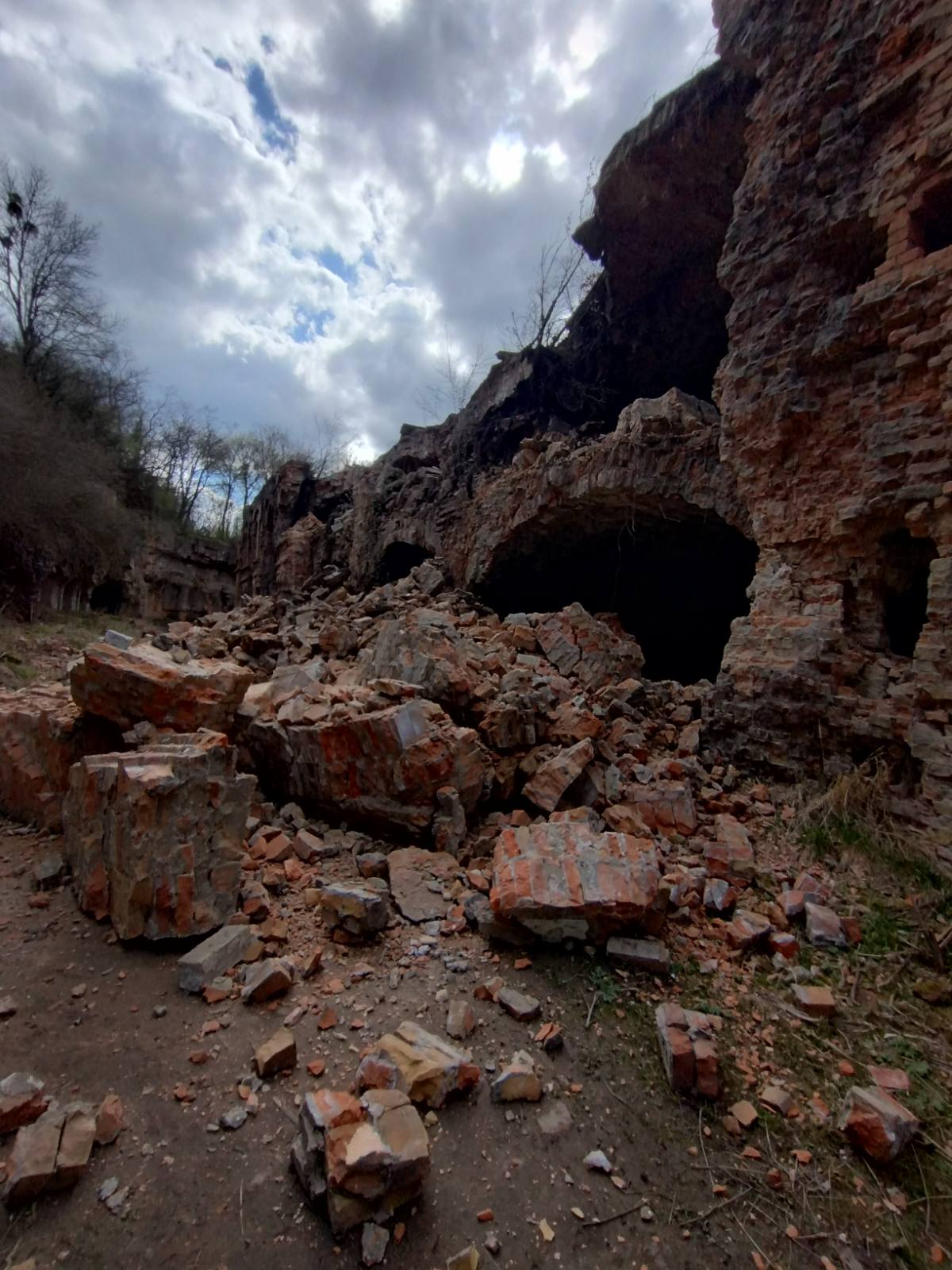 Частина Тараканівського форту на Рівненщині обвалилася (фото, відео) фото 1