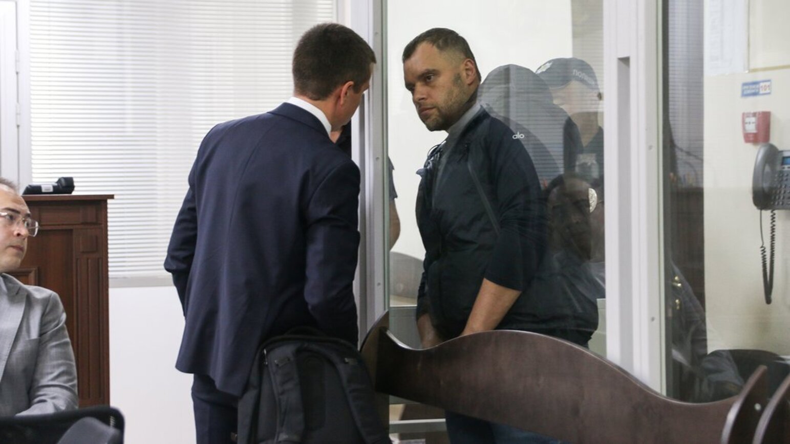 Удар по Києву, загиблі на Нікопольщині та податок на посилки: головне за день 16 вересня фото 6