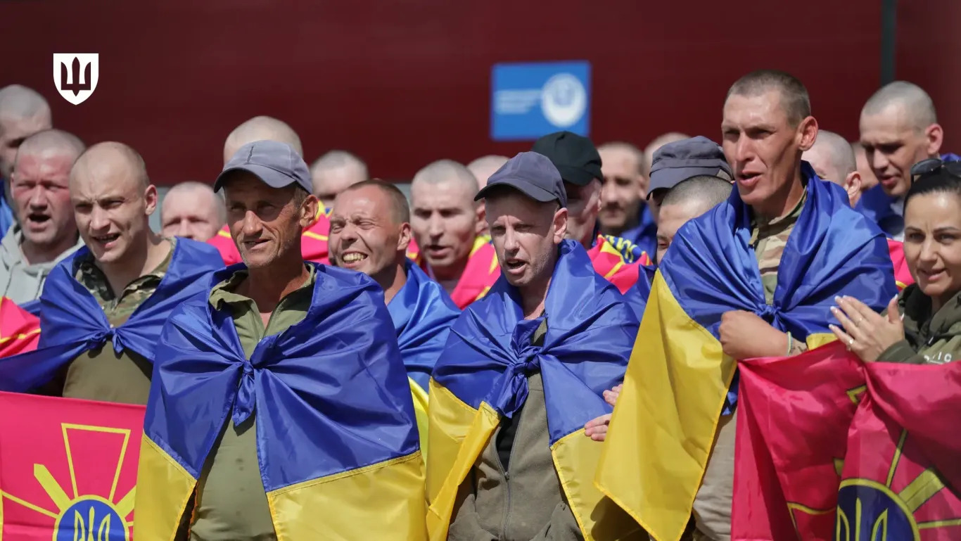 Обмін полоненими, удар по Житомиру, нові міністри та операція «Форест Гамп»: головне за день 19 серпня фото 1