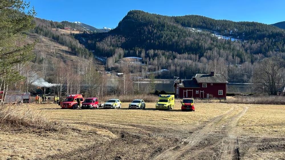 Поїзд у Норвегії загорівся під час руху: подробиці (фото) фото 3