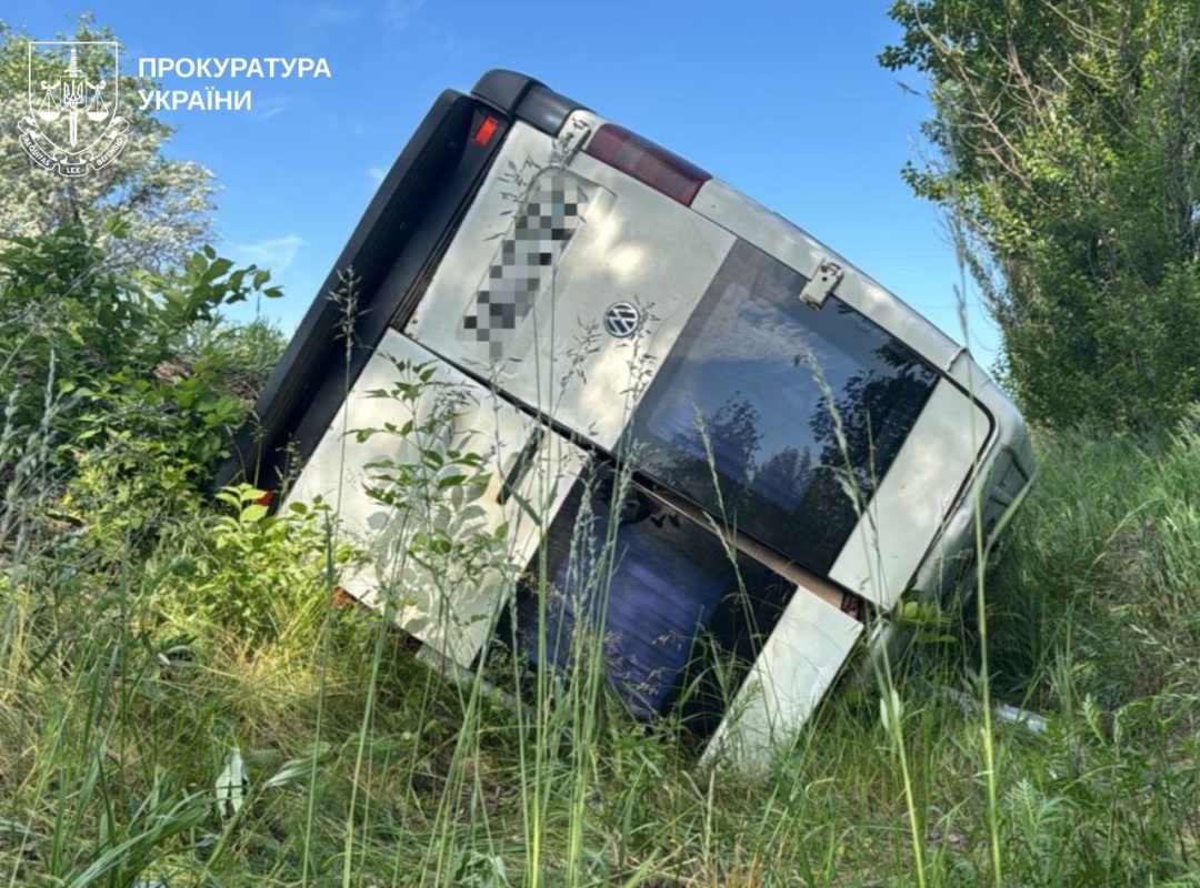 Внаслідок ДТП травмовано трьох дітей та двох дорослих