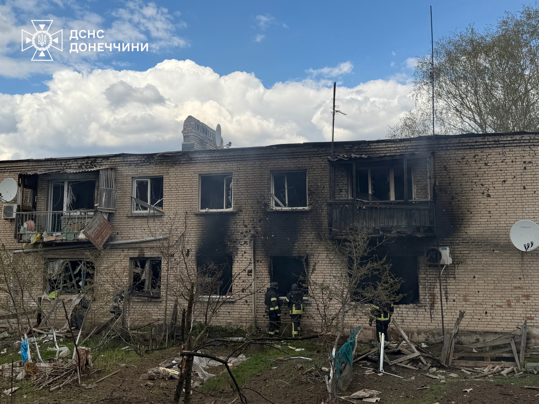 Ворог атакував дронами Краматорськ: є поранені (фото) фото 1