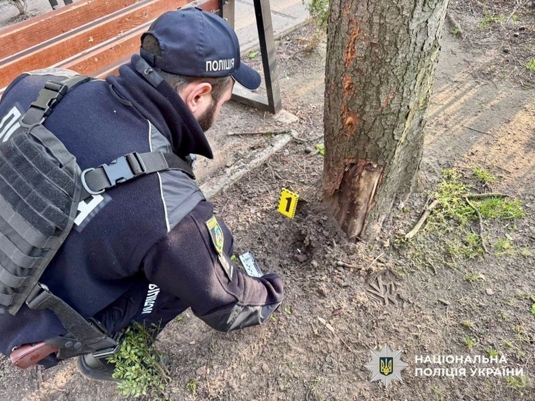 У Білій Церкві біля будівлі ТЦК чоловік кинув бойову гранату (фото) фото 1