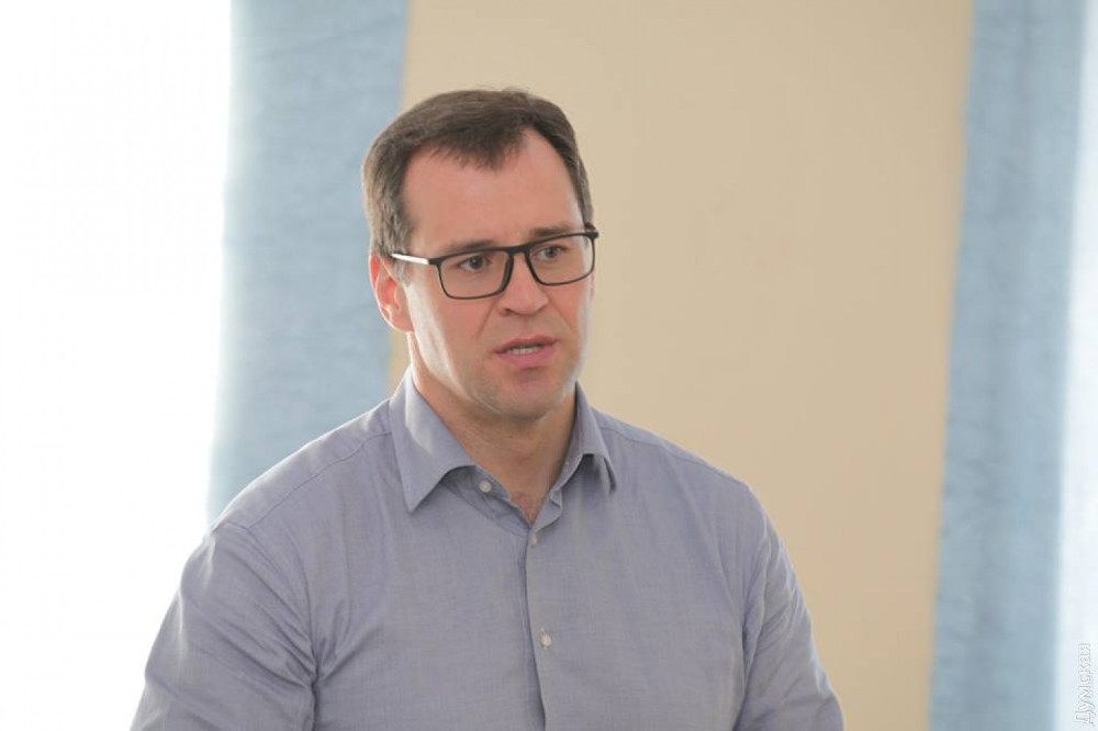 В Одесі в автомобілі знайшли мертвим депутата міськради: подробиці від поліції фото 1