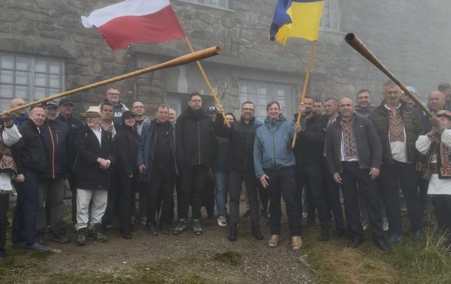 На горі Піп Іван відкрили міжнародний науковий центр: що досліджуватимуть фото 2