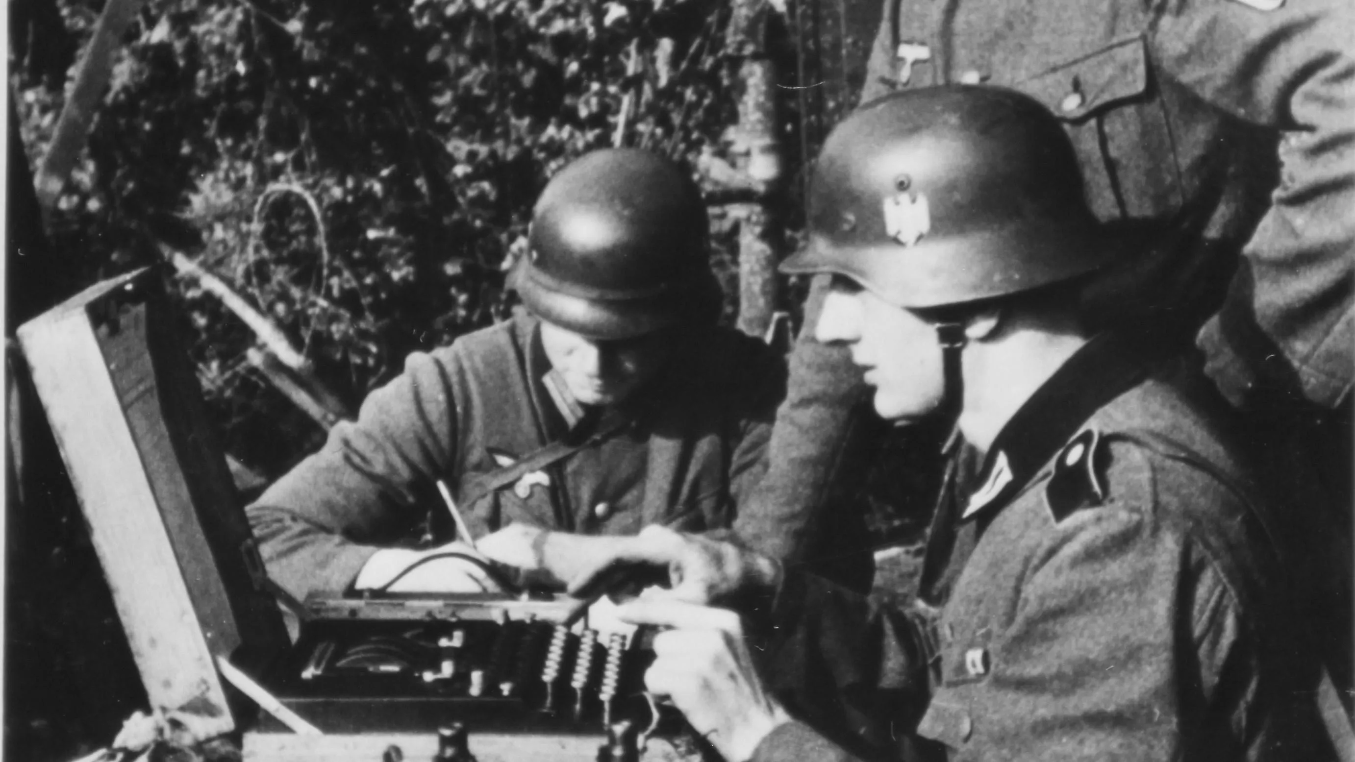 ШІ знайшов ключ до військової машини Enigma: радіограму не могли зламати десятиліттями